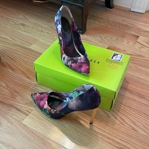 Ted Baker floral pumps - great condition